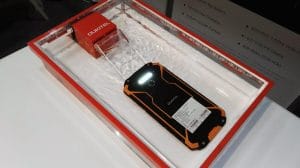 Oukitel en el MWC de Barcelona 2017 7 10000mAh 3 proof smartphone OUKITEL