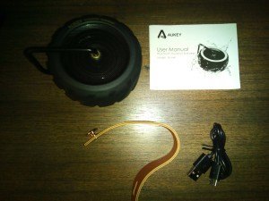 Altavoz bluetooth Aukey todoterreno SK-M4 15 IMG_20151217_230820