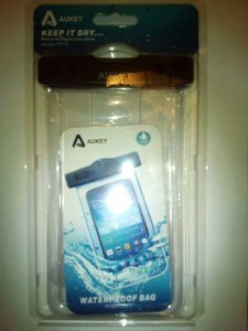 REVIEW Funda bolsa impermeable Aukey 6 IMG_20160113_231650