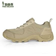 zapatos free soldier