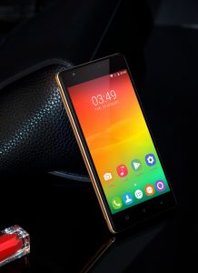 OUKITEL C4 -1