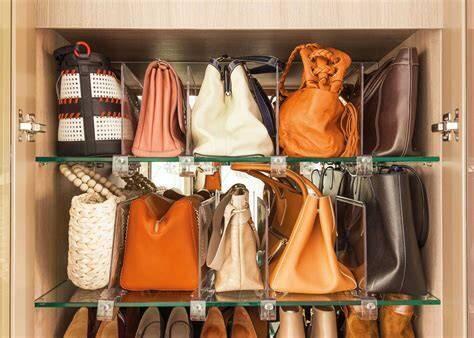 Mejores organizadores para guardar bolsos: orden y cuidado en tu armario 4 organizadores para guardar bolsos